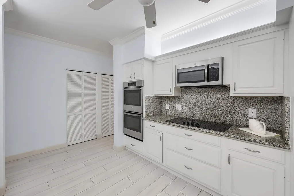 828 Hideaway E Marco Island FL 34145