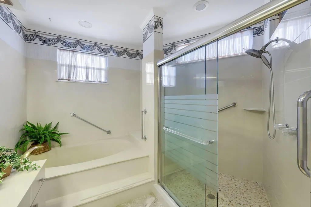 828 Hideaway E Marco Island FL 34145
