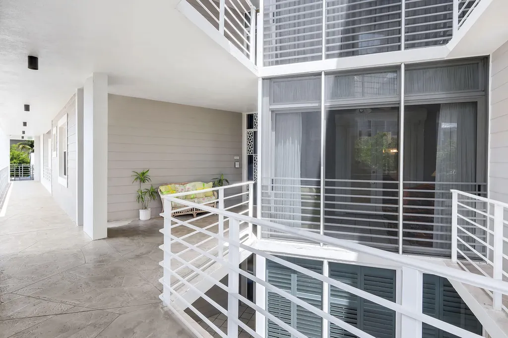 828 Hideaway E Marco Island FL 34145