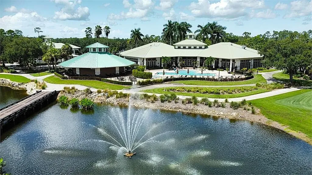 3965 Bishopwood E Naples FL 34114