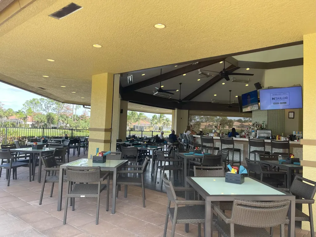 3965 Bishopwood E Naples FL 34114
