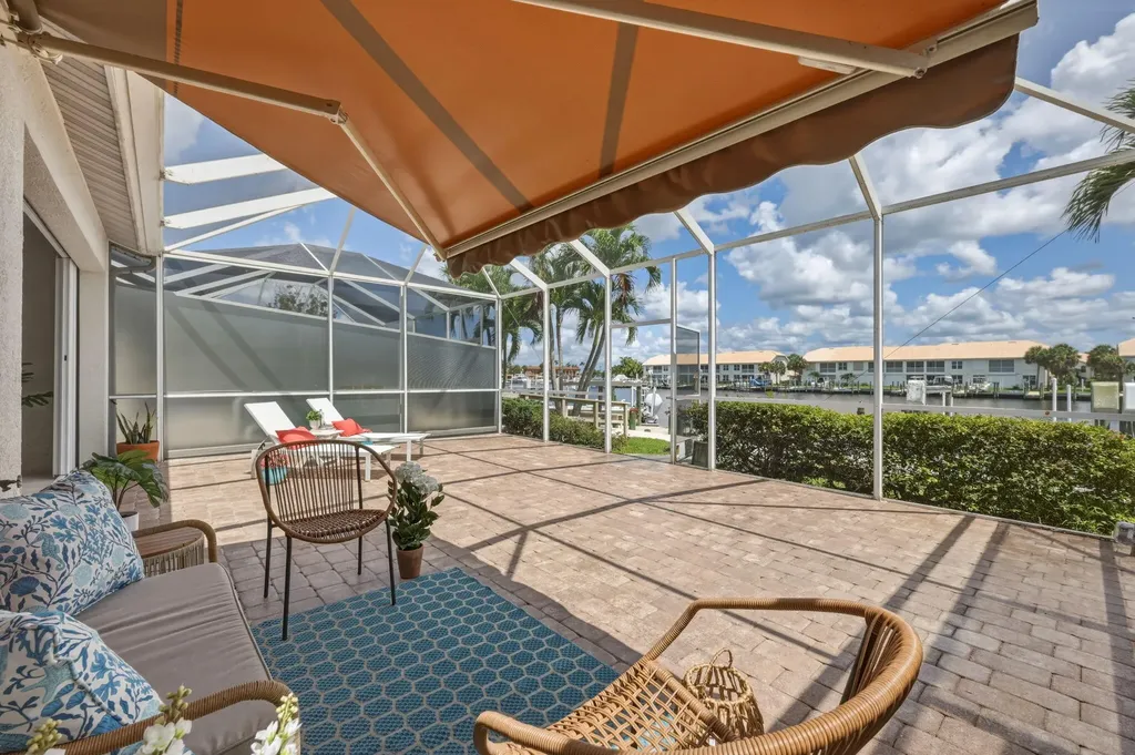 297 Stella Maris Drive S Naples FL 34114