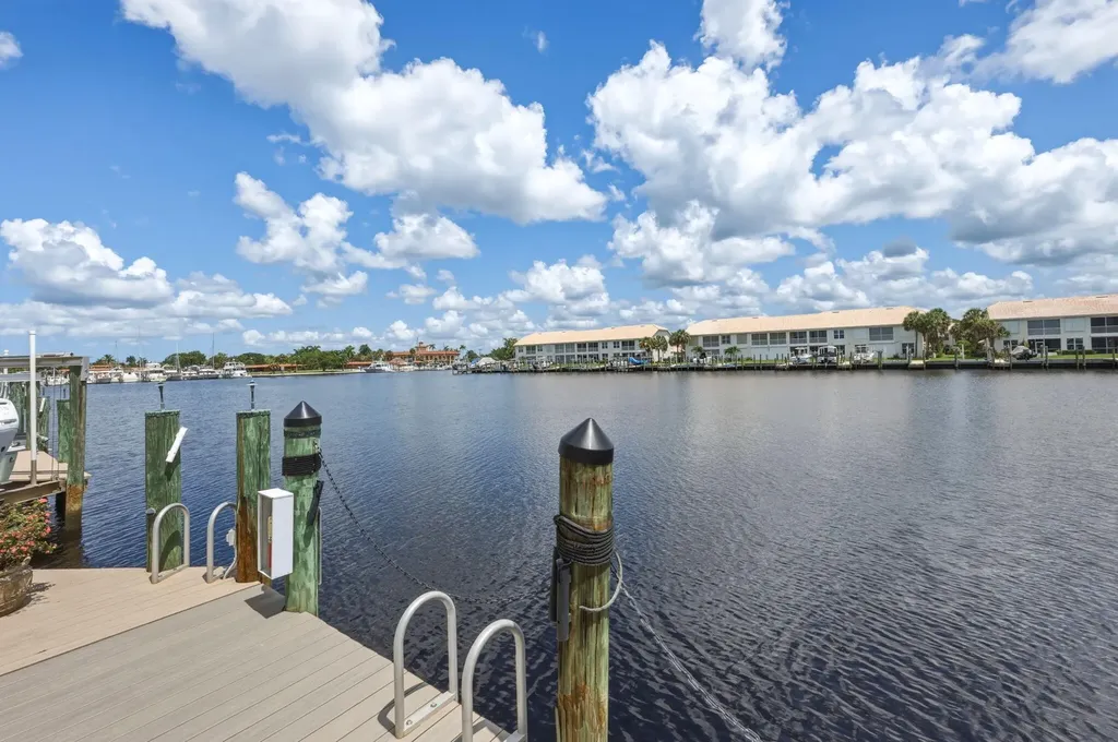 297 Stella Maris Drive S Naples FL 34114
