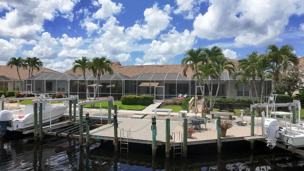 297 Stella Maris Drive S Naples FL 34114