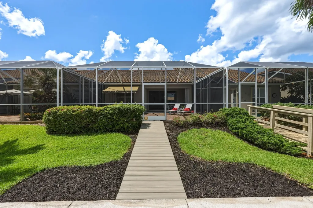 297 Stella Maris Drive S Naples FL 34114