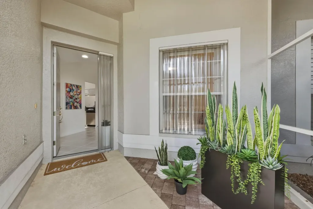 297 Stella Maris Drive S Naples FL 34114