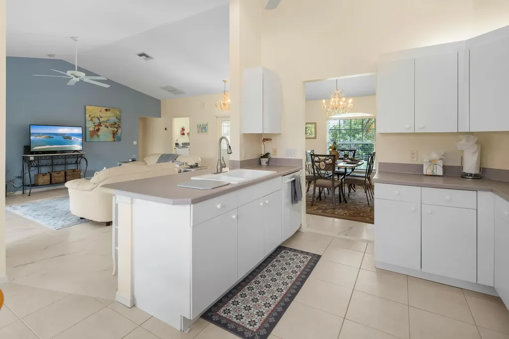 78 Sand Hill Street Marco Island FL 34145