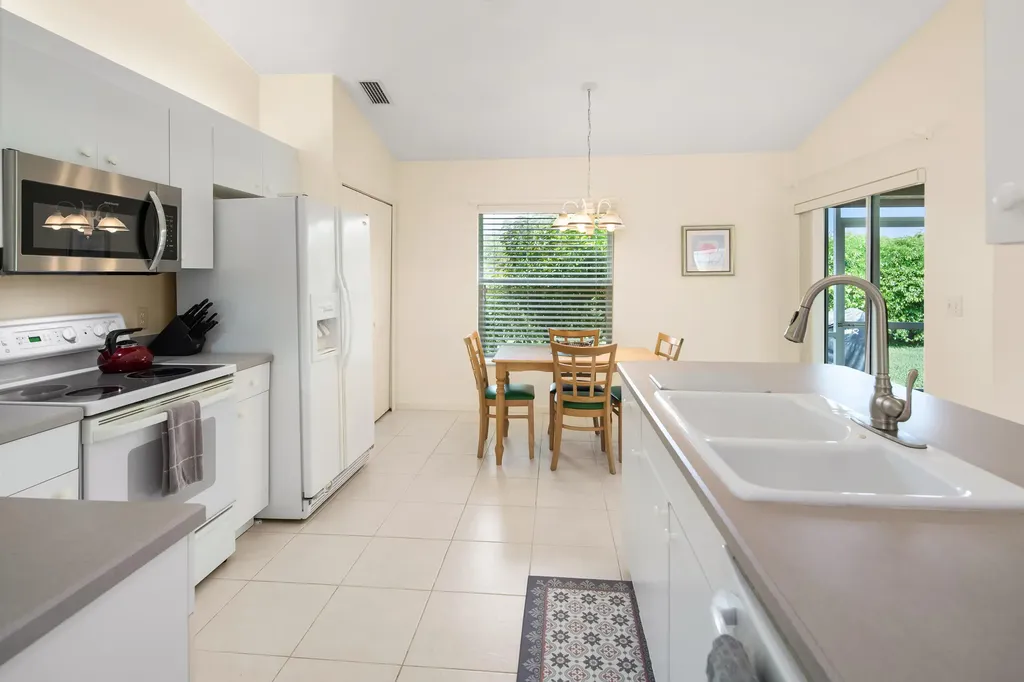 78 Sand Hill Street Marco Island FL 34145