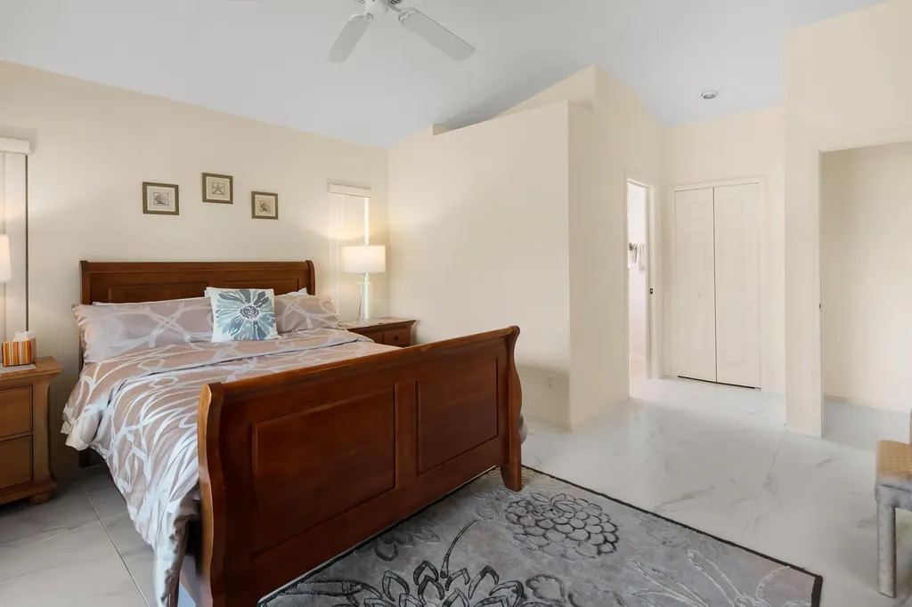 78 Sand Hill Street Marco Island FL 34145