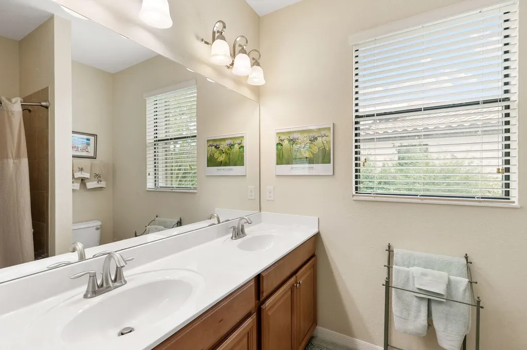 3934 Sapphire Way Naples FL 34114