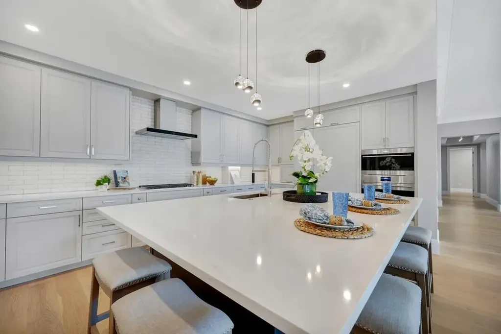 1130 3rd Avenue S Naples FL 34102