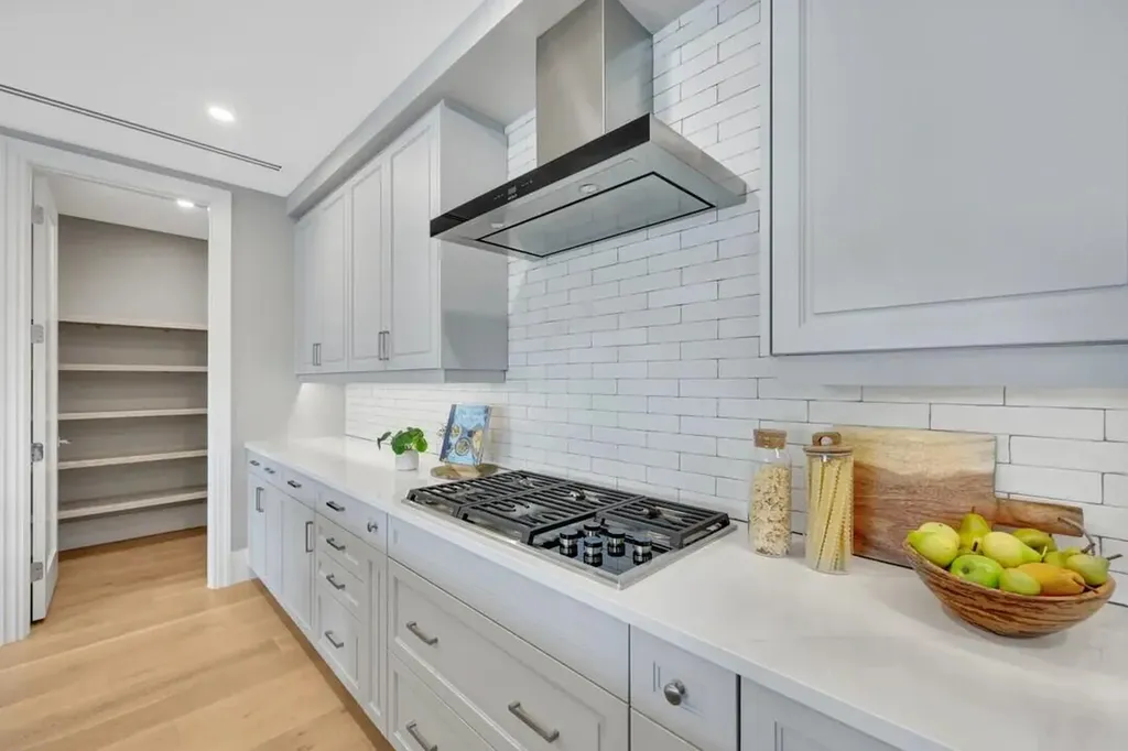 1130 3rd Avenue S Naples FL 34102