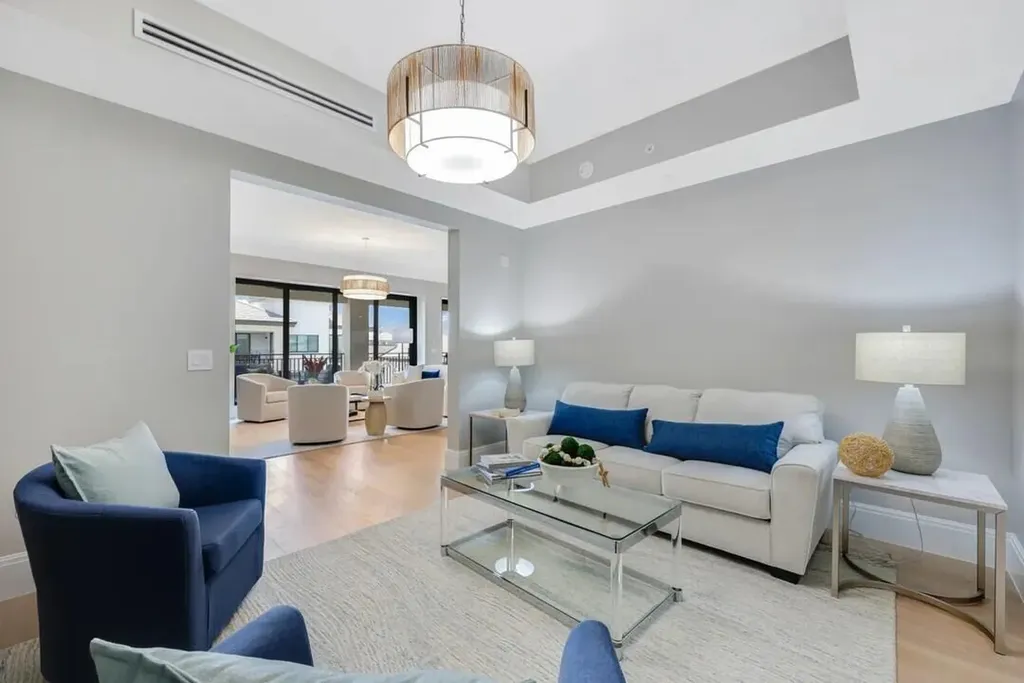 1130 3rd Avenue S Naples FL 34102
