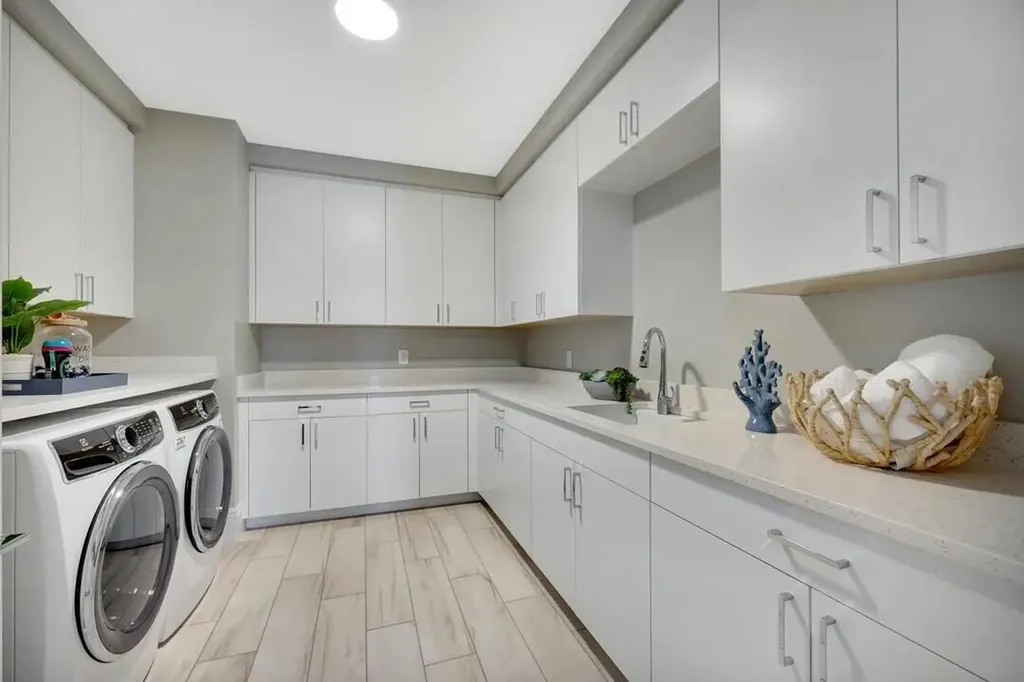 1130 3rd Avenue S Naples FL 34102