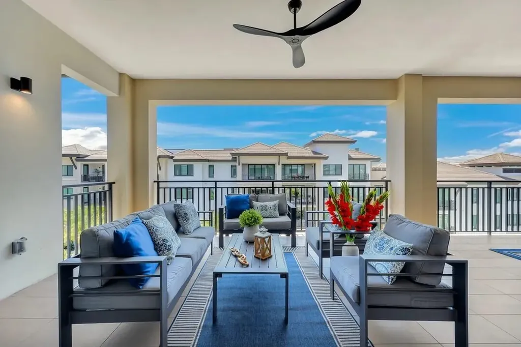 1130 3rd Avenue S Naples FL 34102
