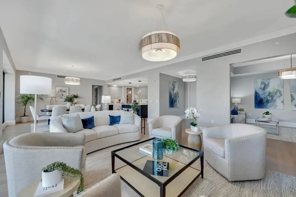 1130 3rd Avenue S Naples FL 34102