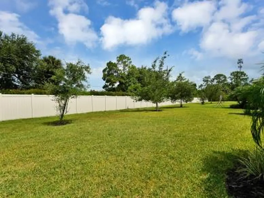 259 Tamarindo Lane Naples FL 34114