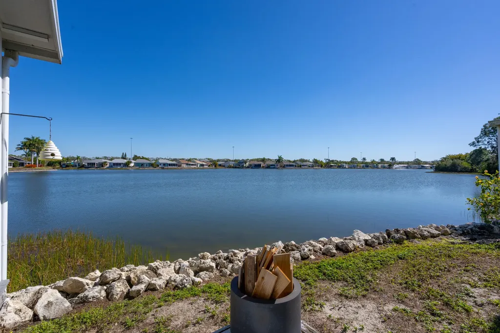 10717 Maui Circle Estero FL 33928