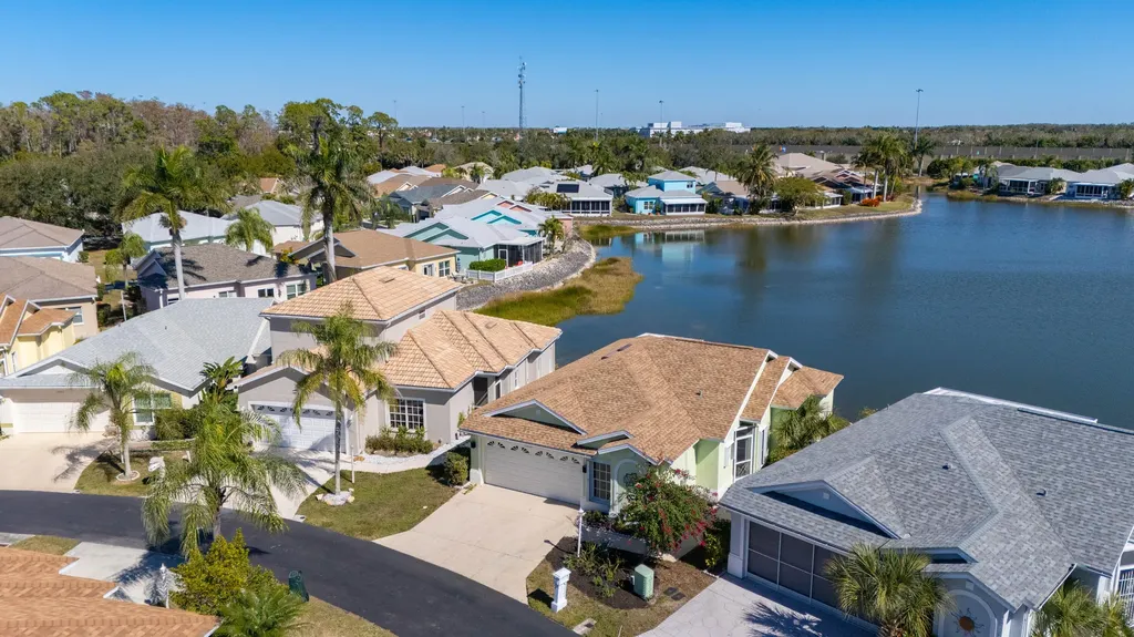 10717 Maui Circle Estero FL 33928