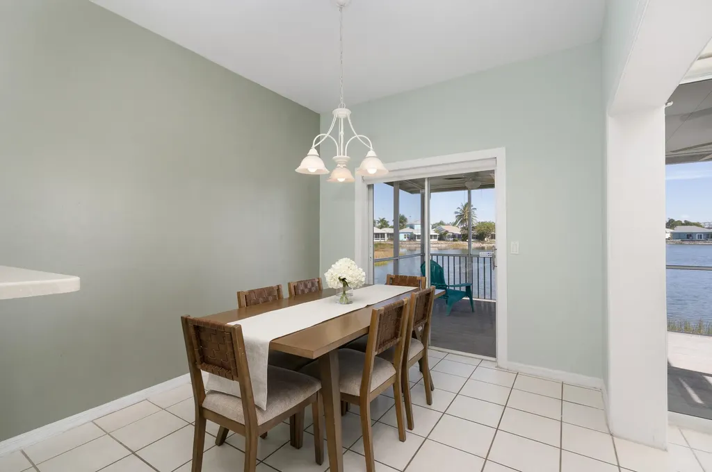 10717 Maui Circle Estero FL 33928