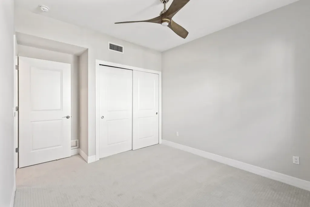 196 Indies Drive E Naples FL 34114