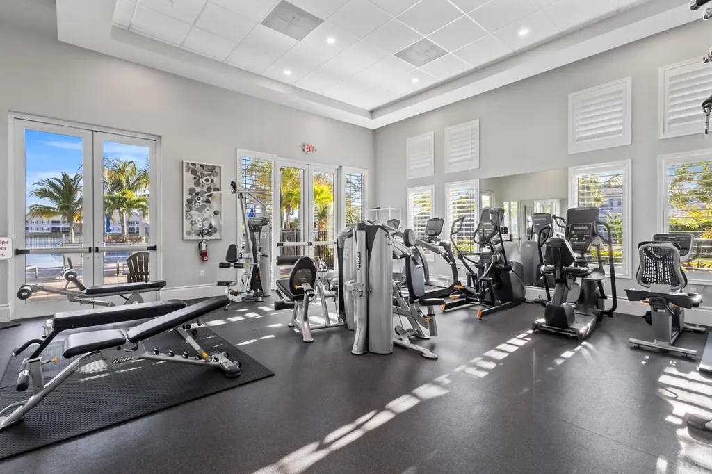 196 Indies Drive E Naples FL 34114