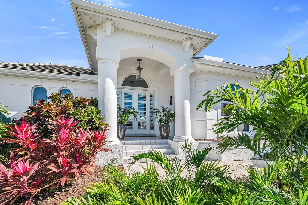 829 Bluebonnet Court Marco Island FL 34145