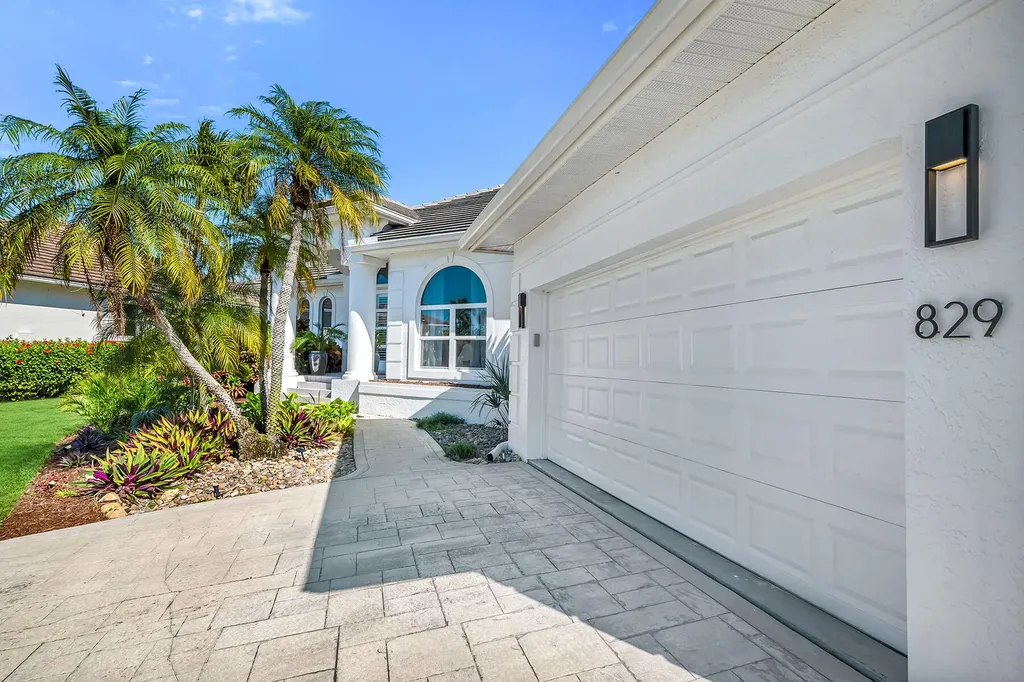 829 Bluebonnet Court Marco Island FL 34145