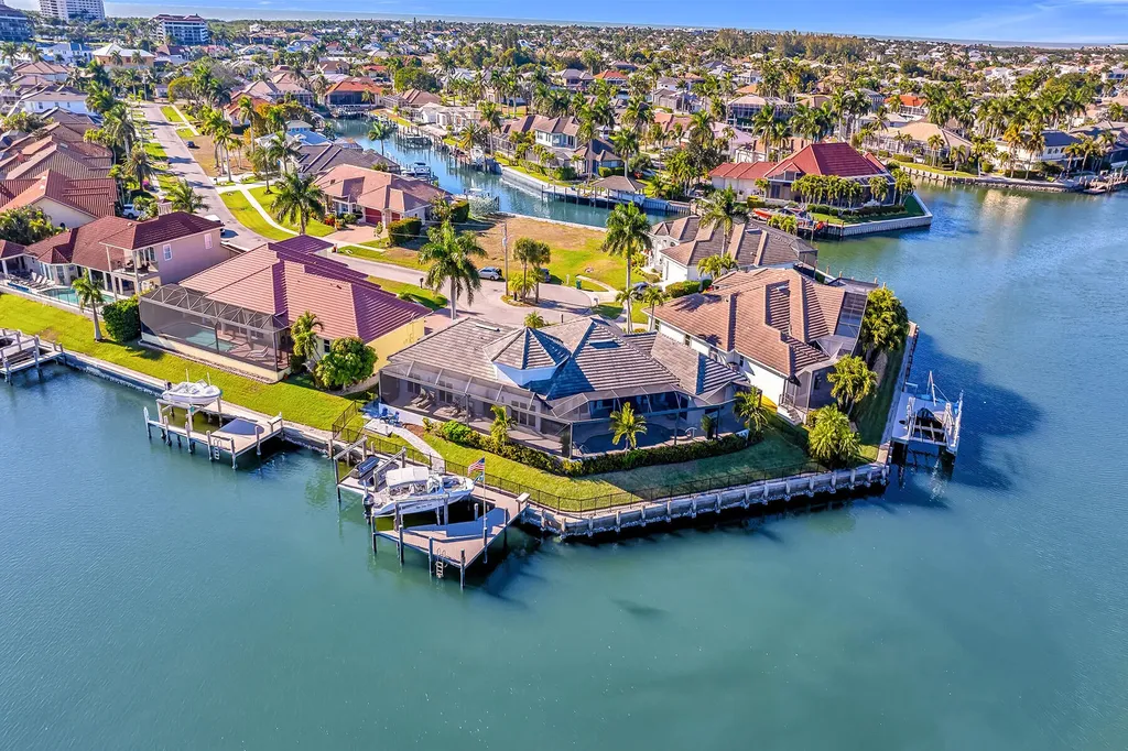 829 Bluebonnet Court Marco Island FL 34145