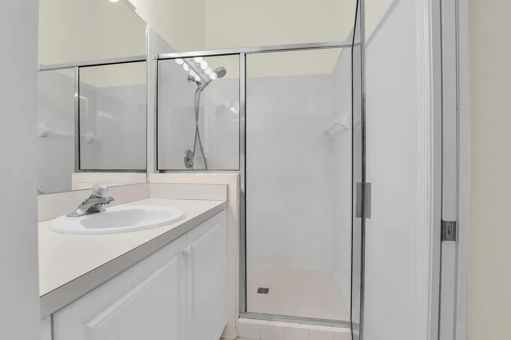 254 Newport Drive Naples FL 34114