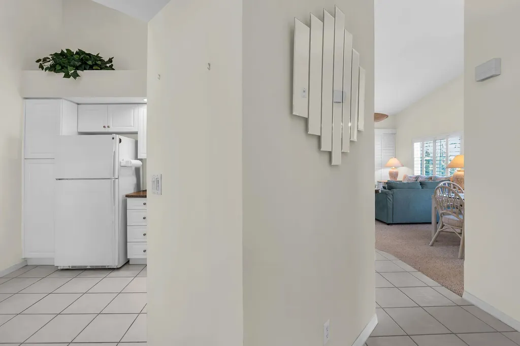 254 Newport Drive Naples FL 34114