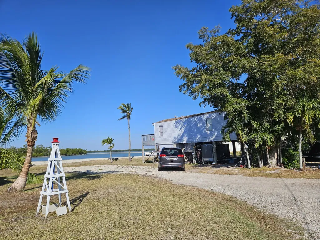 238 Harbor Place N Goodland FL 34140