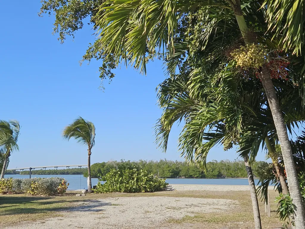 238 Harbor Place N Goodland FL 34140