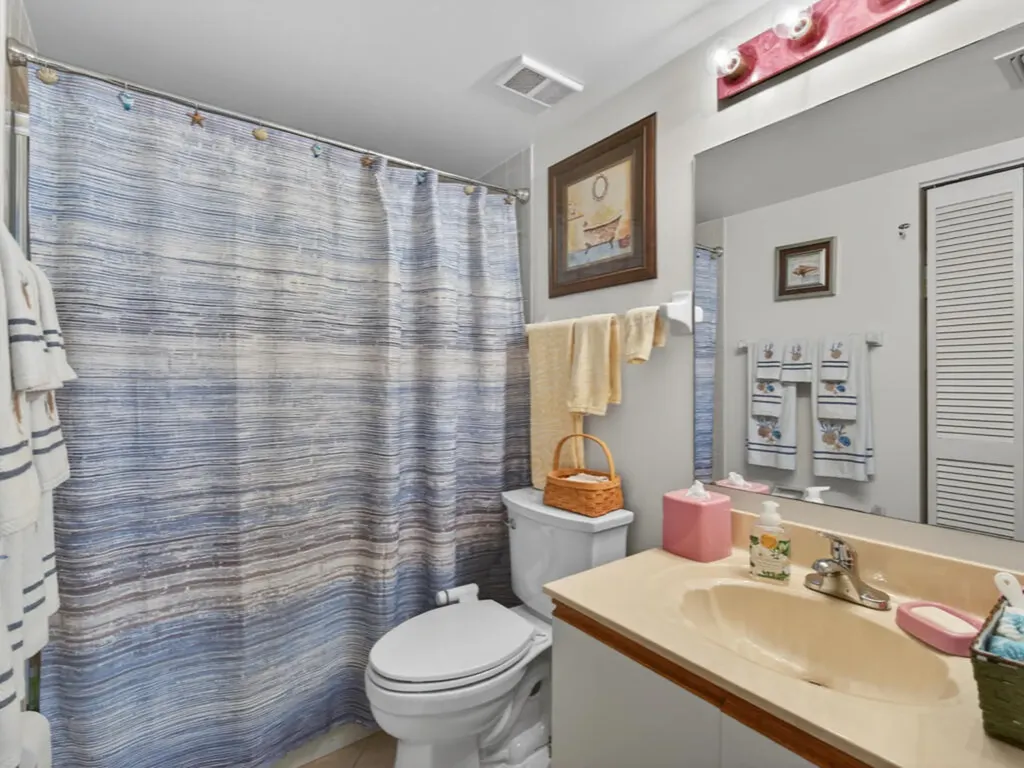 5792 Deauville Circle Naples FL 34112