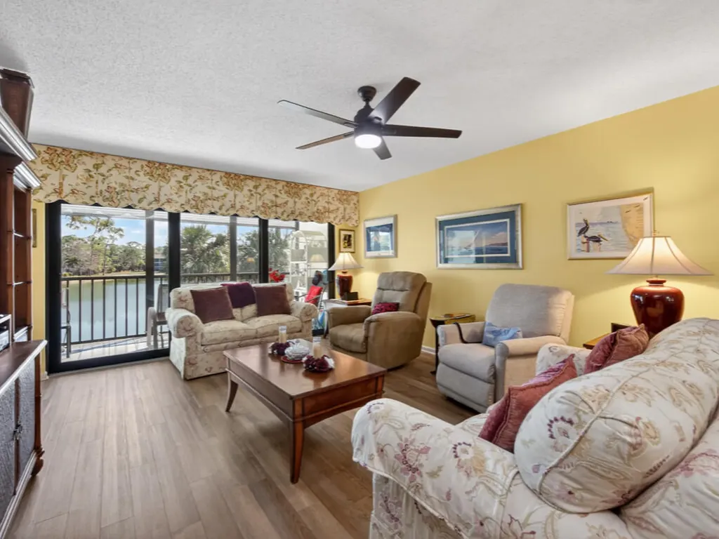 5792 Deauville Circle Naples FL 34112