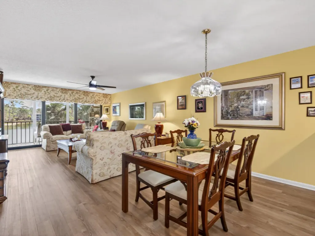 5792 Deauville Circle Naples FL 34112