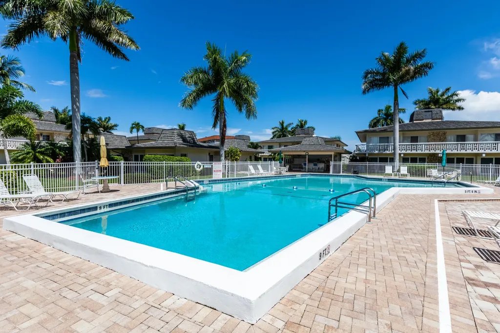 1215 Edington Marco Island FL 34145