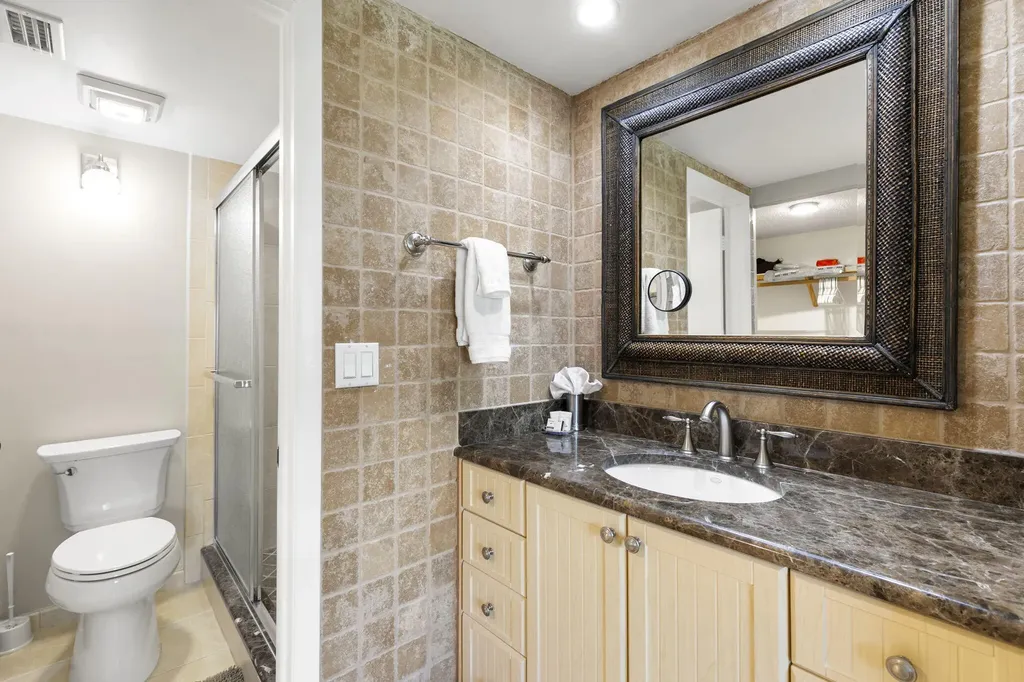 960 Swallow Avenue Marco Island FL 34145