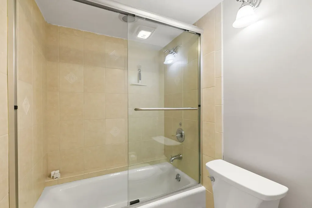 960 Swallow Avenue Marco Island FL 34145