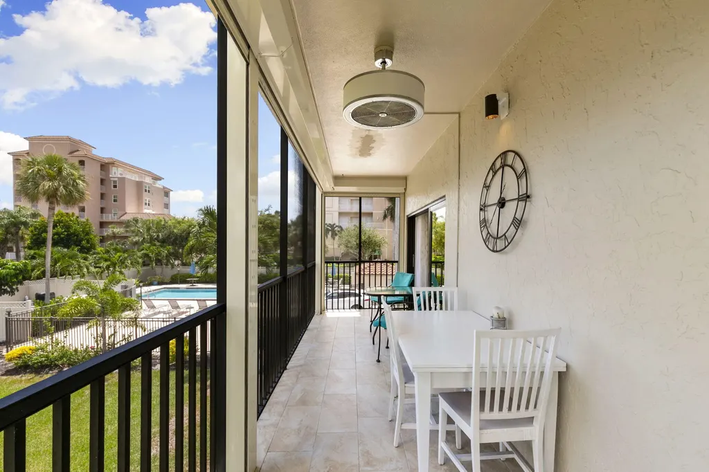 960 Swallow Avenue Marco Island FL 34145