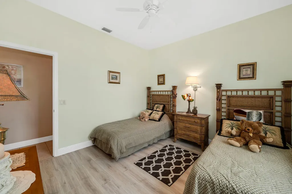 21 Hickory Court Marco Island FL 34145