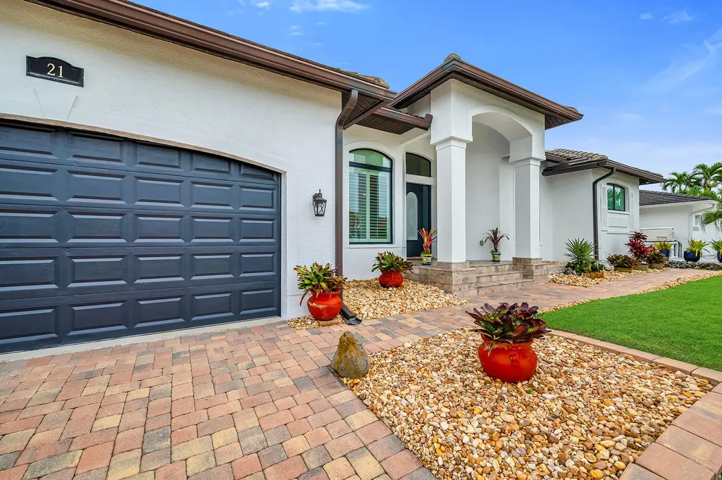 21 Hickory Court Marco Island FL 34145