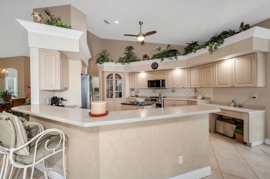 21 Hickory Court Marco Island FL 34145