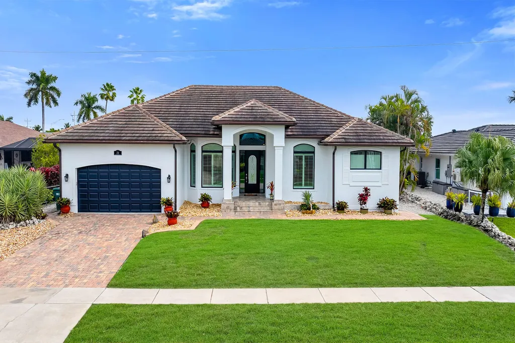 21 Hickory Court Marco Island FL 34145