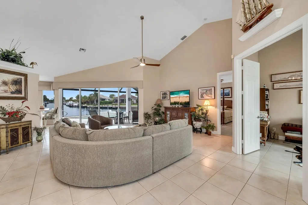 21 Hickory Court Marco Island FL 34145
