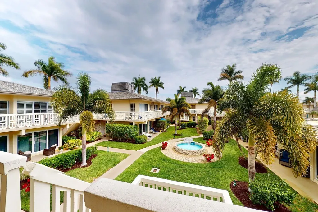 1215 Edington Place Marco Island FL 34145