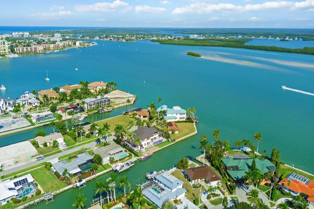 975 Sundrop Court Marco Island FL 34145