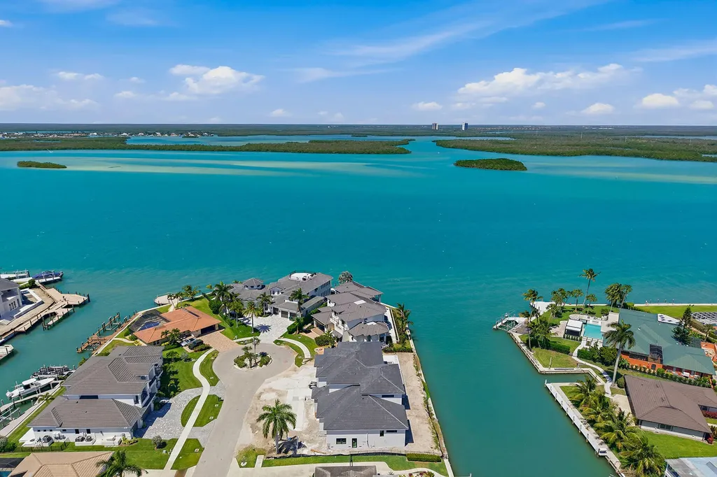 975 Sundrop Court Marco Island FL 34145