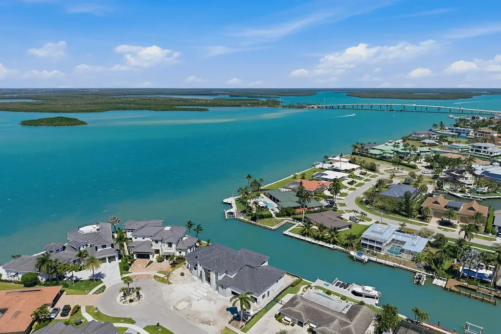 975 Sundrop Court Marco Island FL 34145