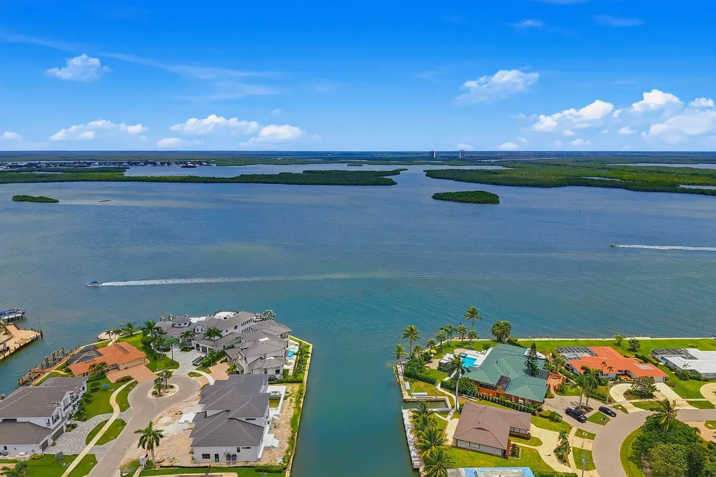 975 Sundrop Court Marco Island FL 34145